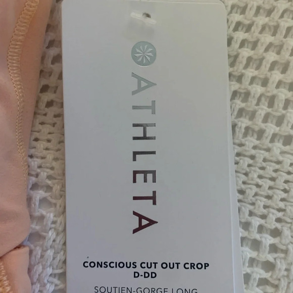 Athleta NEW Womens Sport Bra Conscious Cutout Crop Size XL Cup Size D-DD Cups - Picture 7 of 10